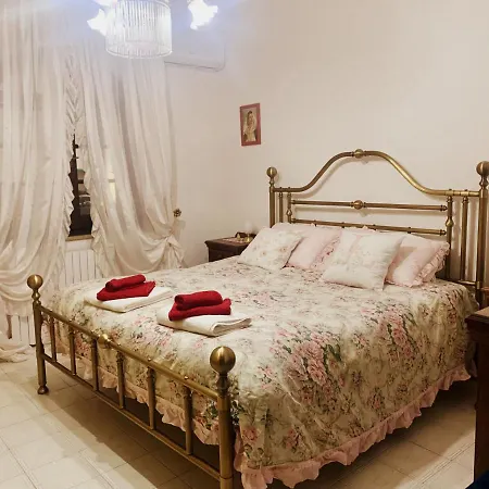 Elvira Guest house